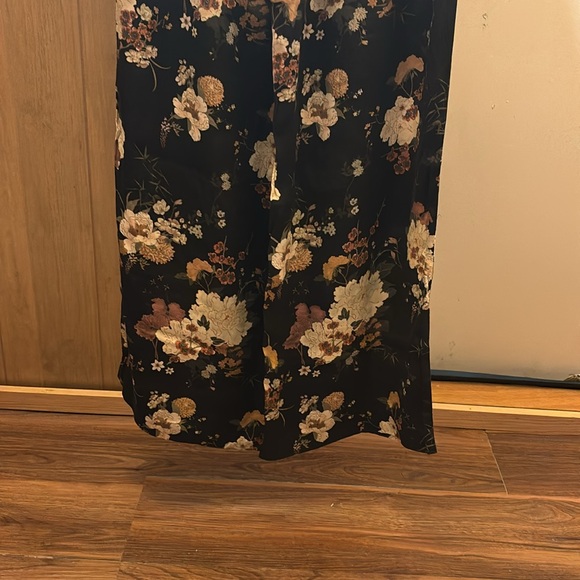 Mango like new with pockets wide leg pants - Picture 7 of 7